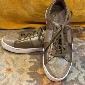 Metallic Sneakers with Olive Laces